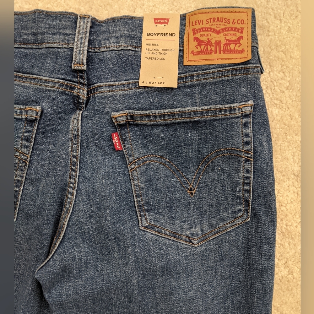 NWT Levi's Boyfriend jeans size 4 27W - Picture 7 of 8